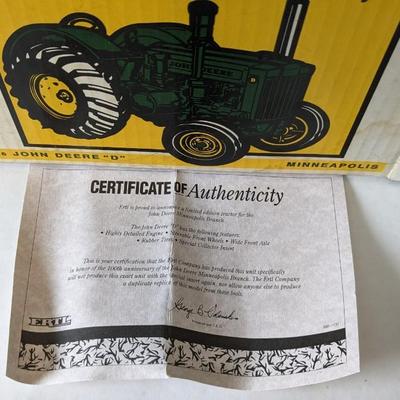 In Box Ertl Specialty John Deere Tractors