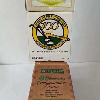In Box Ertl Specialty John Deere Tractors
