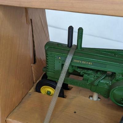 In Box Ertl Specialty John Deere Tractors
