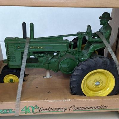 In Box Ertl Specialty John Deere Tractors
