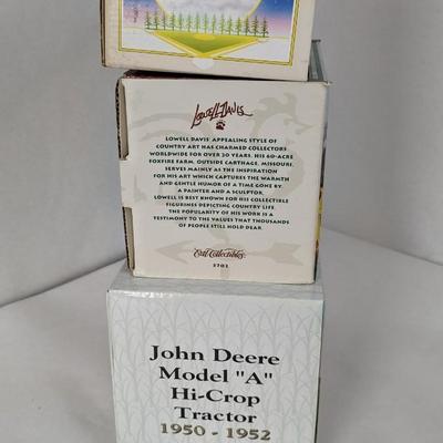 In Box Ertl Specialty John Deere Tractors