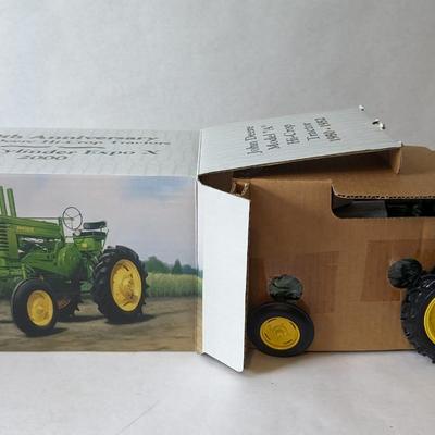 In Box Ertl Specialty John Deere Tractors