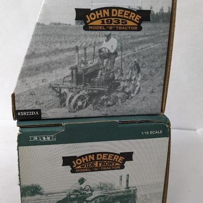 Ertl Collectors Edition John Deere Model B and Model G Tractors