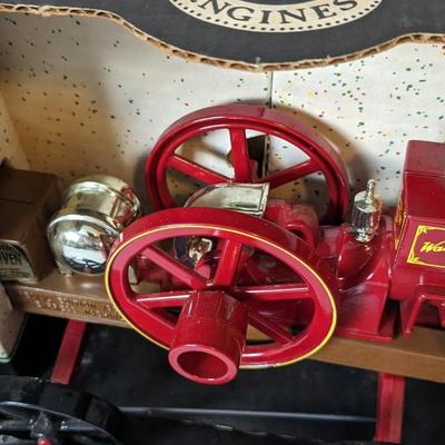 Ertl Vintage Engines John Deere Model E and Waterloo Boy In Box Tractors
