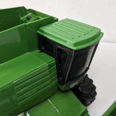 Ertl Diecast John Deere Loader Toys