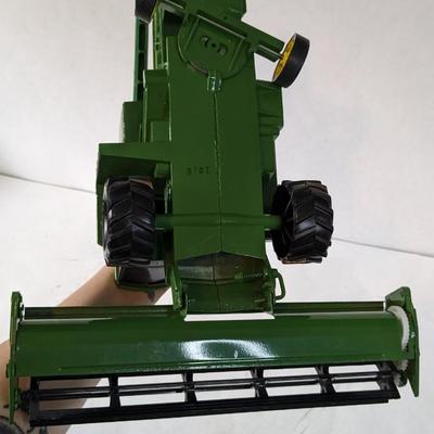 Ertl Diecast John Deere Loader Toys
