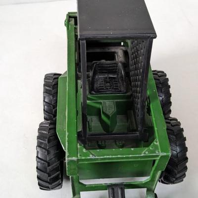 Ertl Diecast John Deere Loader Toys