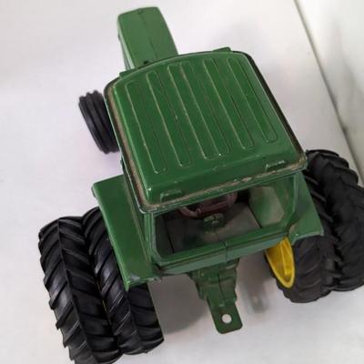 Ertl John Deere 4450, 4520 and Sound-Gard Tractors