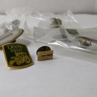 John Deere Expo Pins and Keychains