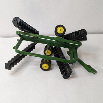 Ertl Diecast John Deere Agriculture Toys