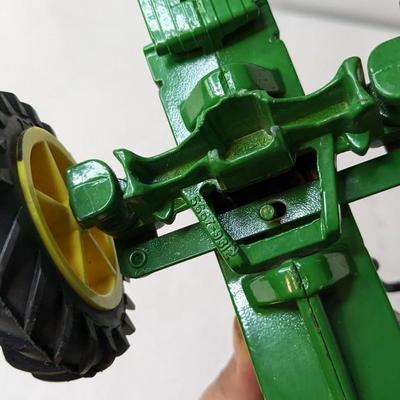 Ertl Diecast John Deere Agriculture Toys