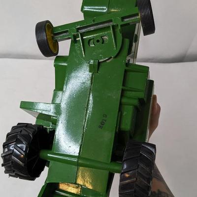 Ertl Diecast John Deere Agriculture Toys