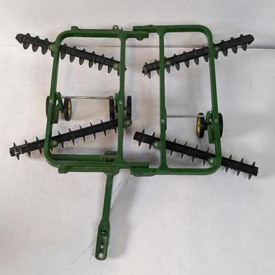 Ertl Diecast John Deere Agriculture Toys