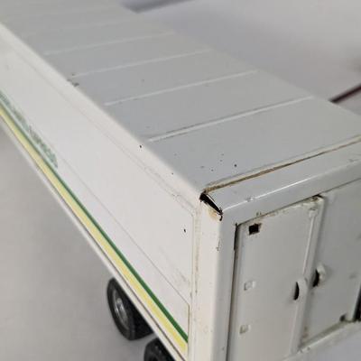 Ertl Semi Hauler Stock #3622 with Buckboard Wagons