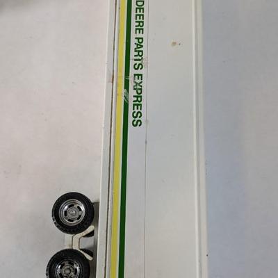 Ertl Semi Hauler Stock #3622 with Buckboard Wagons