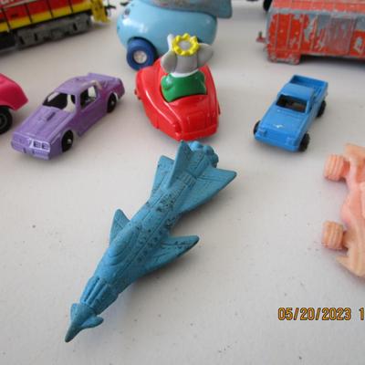 #18 3 HO train cars and misc. cars