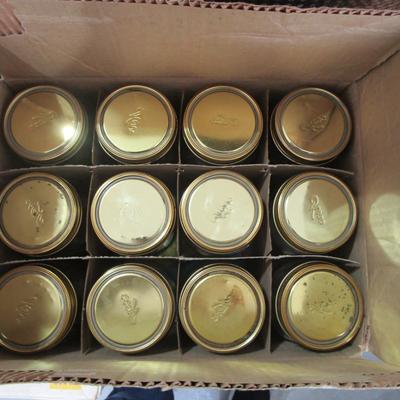 #29 Vintage Quart canning jars wide mouth 1 dozen
