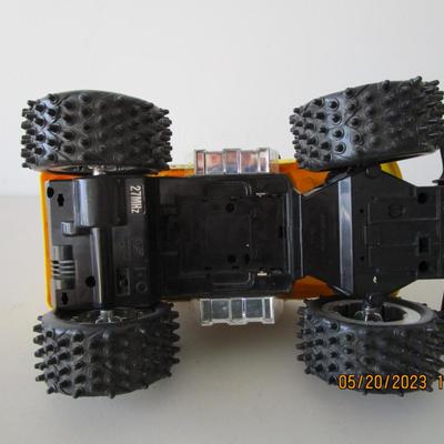 #40 Tyco Ford 4X4 truck, mostly plastic