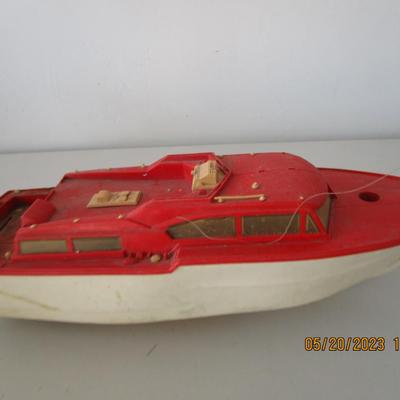 #43 "Pier 66" toy boat