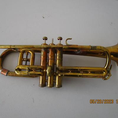 #46 Vintage Conn Cornet model 80A Victor, gold tone, with opera glass slide, needs work