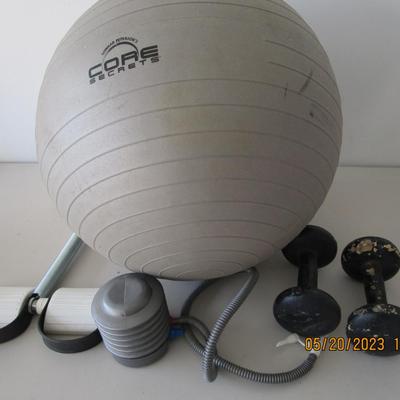 #52 Exercise ball with pump, pair of 10 lb weights, vintage 1970's resistance exercise trainer