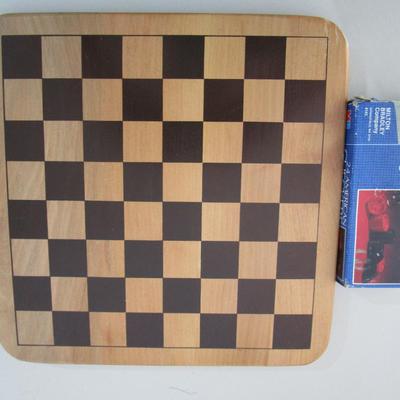 #61 Wooden Checker Board w/ checkers, real nice board