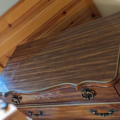 Decorative Chest Drawers