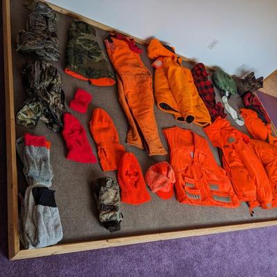 Large Lot of Hunting Gear-Large