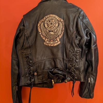Rare Harley Davidson Women's Lg Leather Jacket