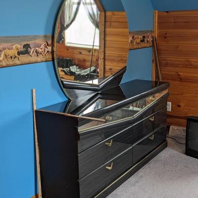 Vintage Art Deco Dresser and Mirror