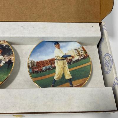 -81- COLLECTIBLE | Bradford Exchange Legends Of Baseball | Ty Cobb & Cy Young Plates