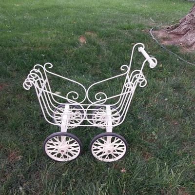 PAINTED STEEL BABY DOLL CARRIAGE/STROLLER