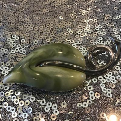 Vintage Signed LC Liz Claiborne Silver Tone Green Marbled Lucite Leaf Brooch Pin