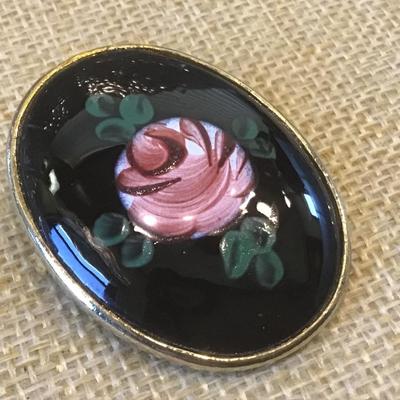 Vintage Art Deco Goldtone Guilloche   Flower Rose Brooch Pin porcelain