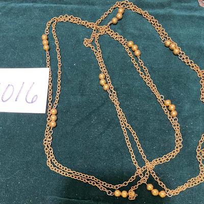 Vintage Gold Tone Mecklaces