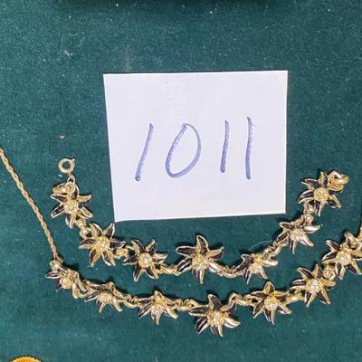 Vintage Necklace and Bracelet