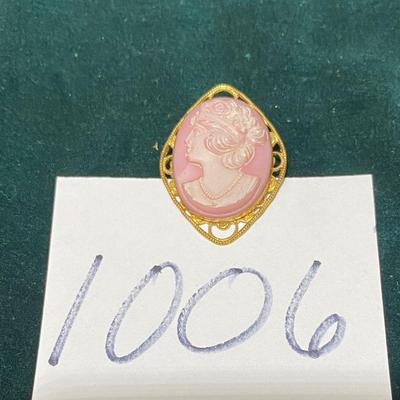 Vintage Cameo Pin