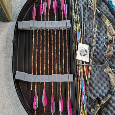 Darton Bow and Arrow Set with Accessories, Hard Case