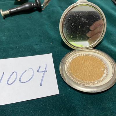 Vintage Lourdes Powder Compact