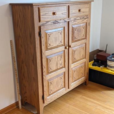 Beautiful Solid Oak Pie Safe