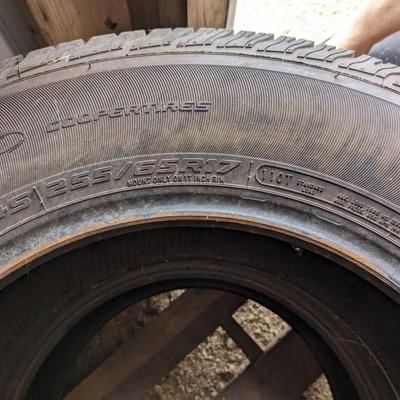 2 Cooper Tires 255/65R17