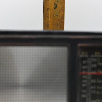 Vintage Magnavox Portable Radio