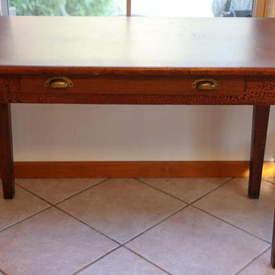One Drawer Desk