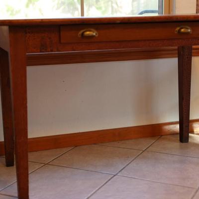 One Drawer Desk