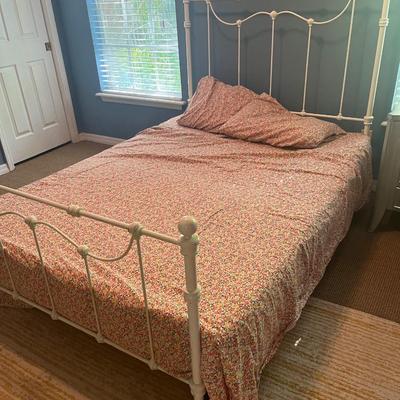 Queen brass/white bed with new mattress