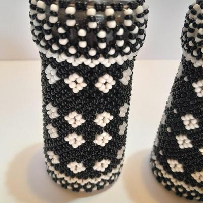 Beautiful, beaded salt & Pepper shakers Boho style with large Vintage White bowl and fun table cloth