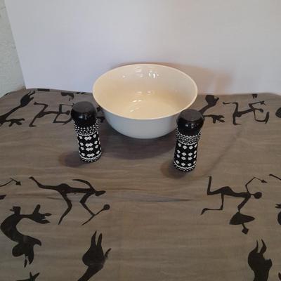 Beautiful, beaded salt & Pepper shakers Boho style with large Vintage White bowl and fun table cloth