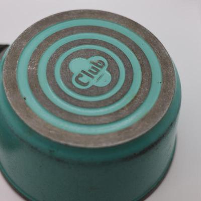 Club Vintage Teal & White Pots W/ Lids