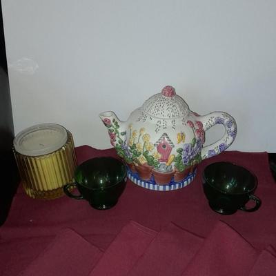 FIB Floral Birdhouses Garden Design Ceramic Tea pot with two green colored mugs, table cloth and yellow candle