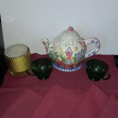 FIB Floral Birdhouses Garden Design Ceramic Tea pot with two green colored mugs, table cloth and yellow candle